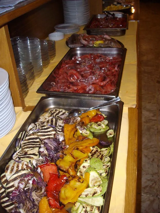 Ristorante Albergo Roma Arma di Taggia 3*,